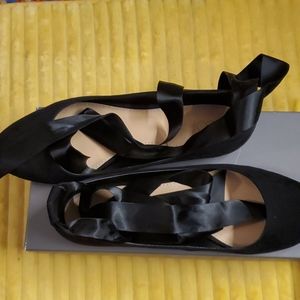 Ann Taylor Loft slip ons